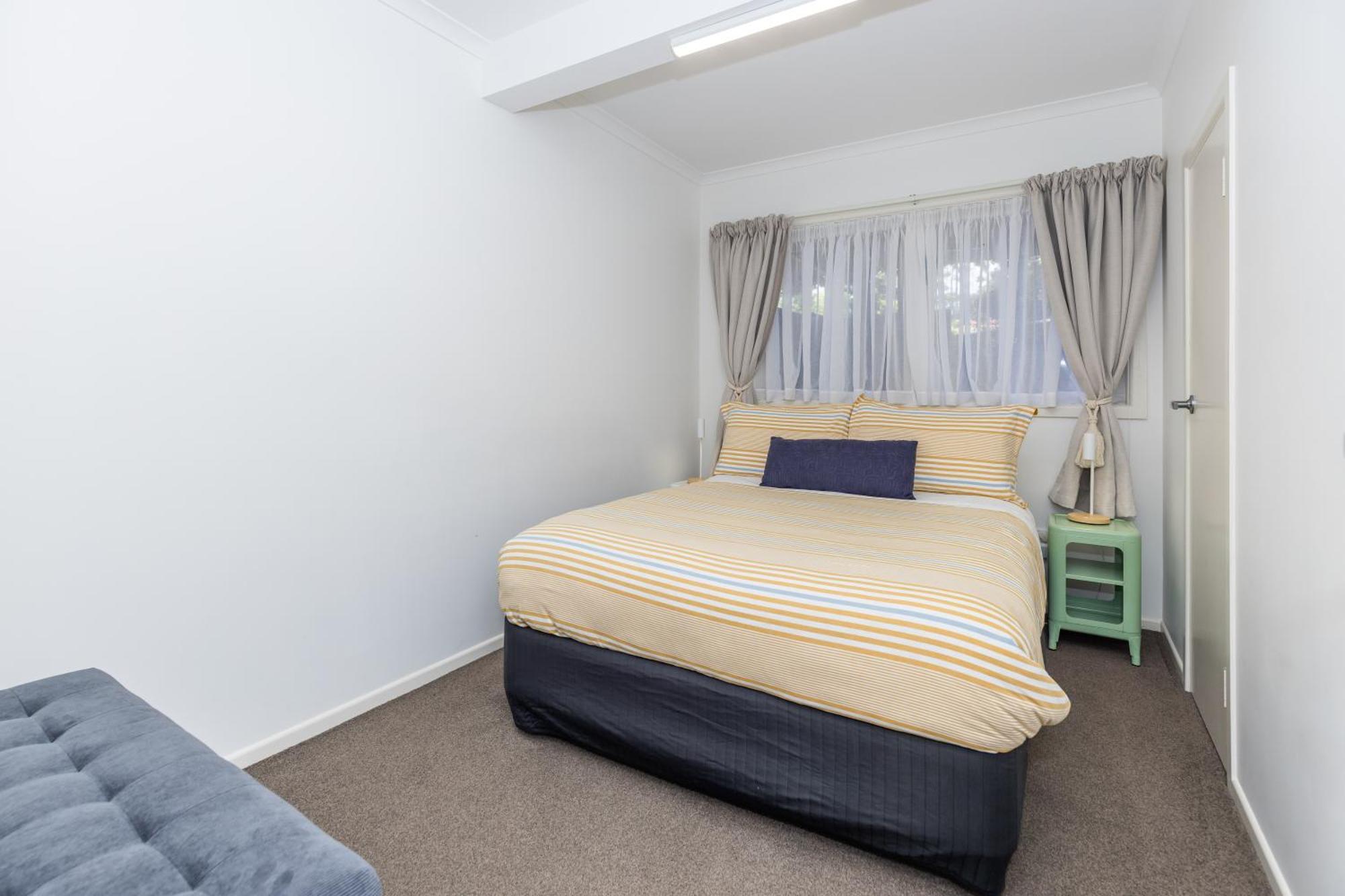 2 Bedroom Home Away From Home Near Cbd & Private Parking Hamilton Dış mekan fotoğraf